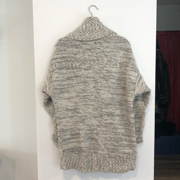 Chunky wool sweater - Picture 2 of 4